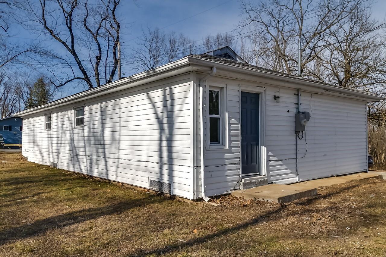 9204 Huiskamp Ave - Photo 6 of 15