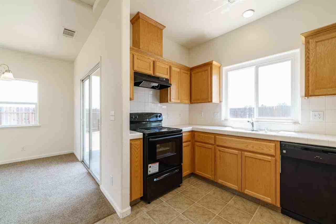 6101 W Keats Ave - Photo 7 of 34