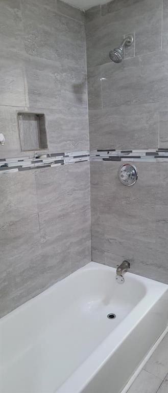 38 Glenham St - Photo 4 of 7