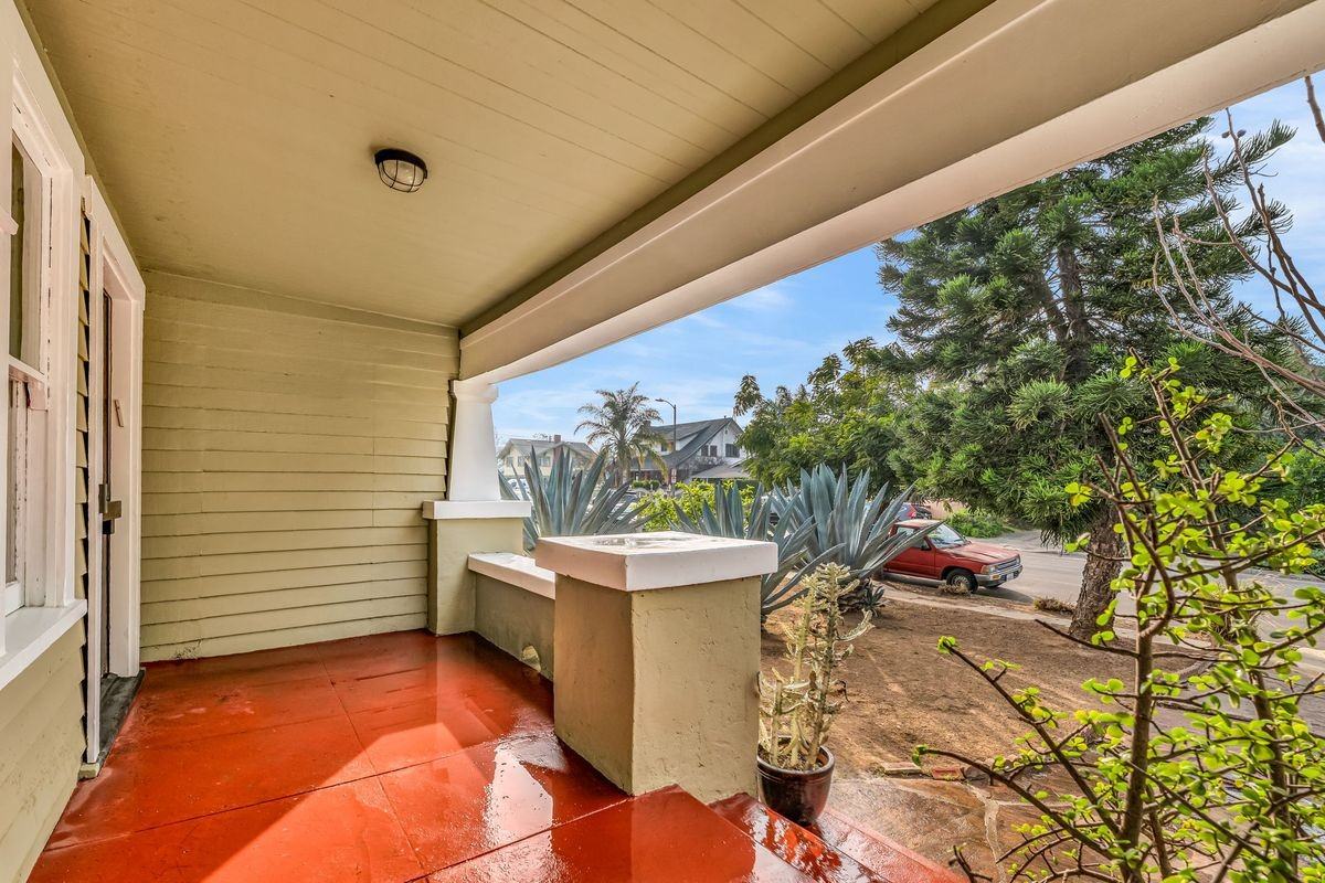 2014 5th Ave - Photo 3 of 32