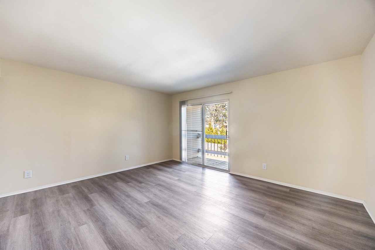 The Residences at Southern Oaks - Photo 6 of 14