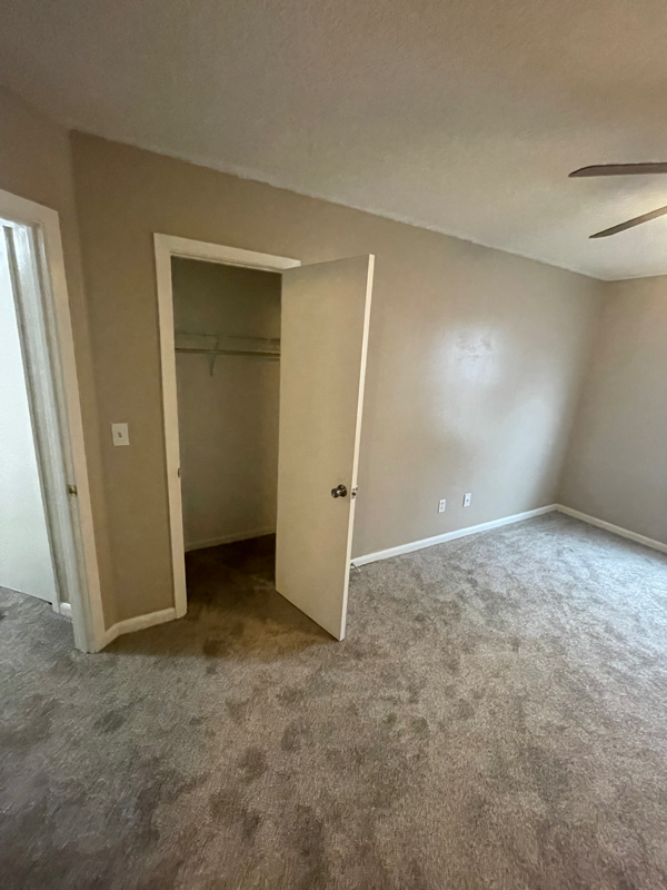 314 Olympia Ct - Photo 6 of 7