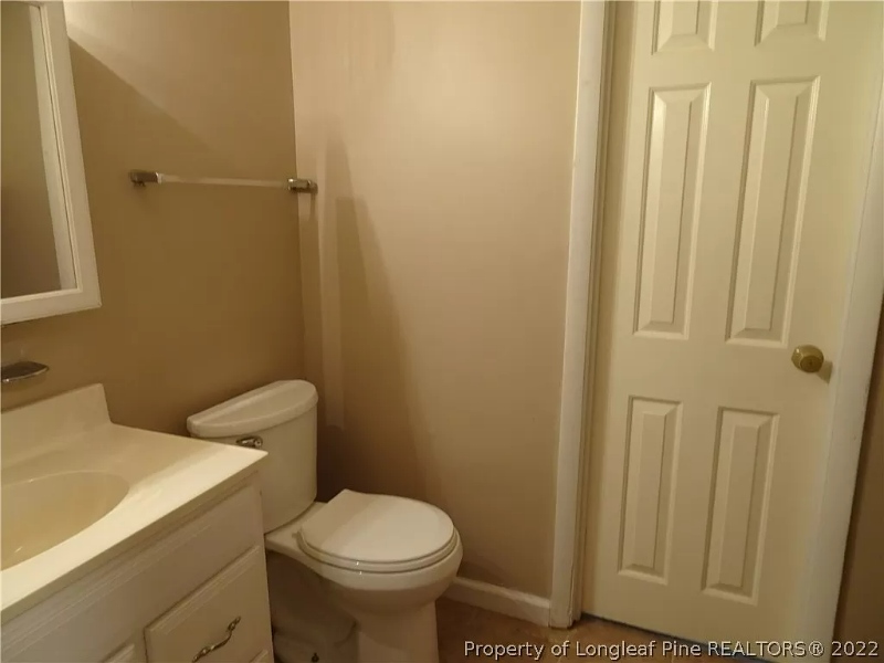 7606 Jennings Ln - Photo 7 of 17