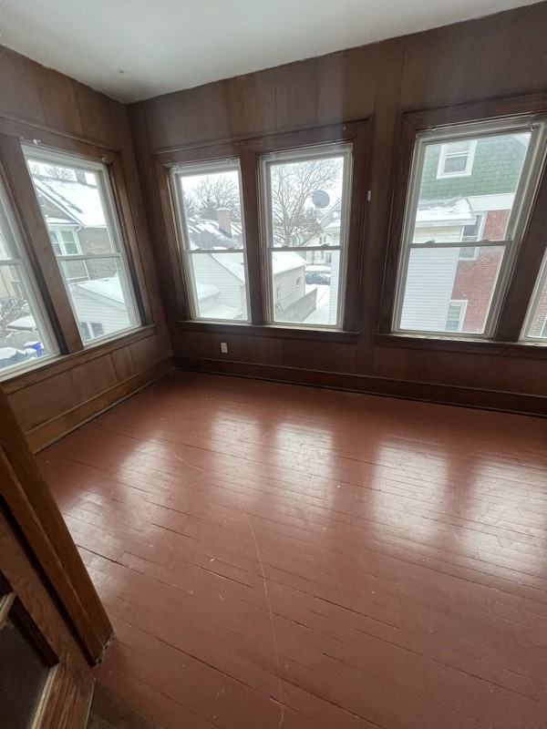 2315 Liberty St #2B - Photo 2 of 8