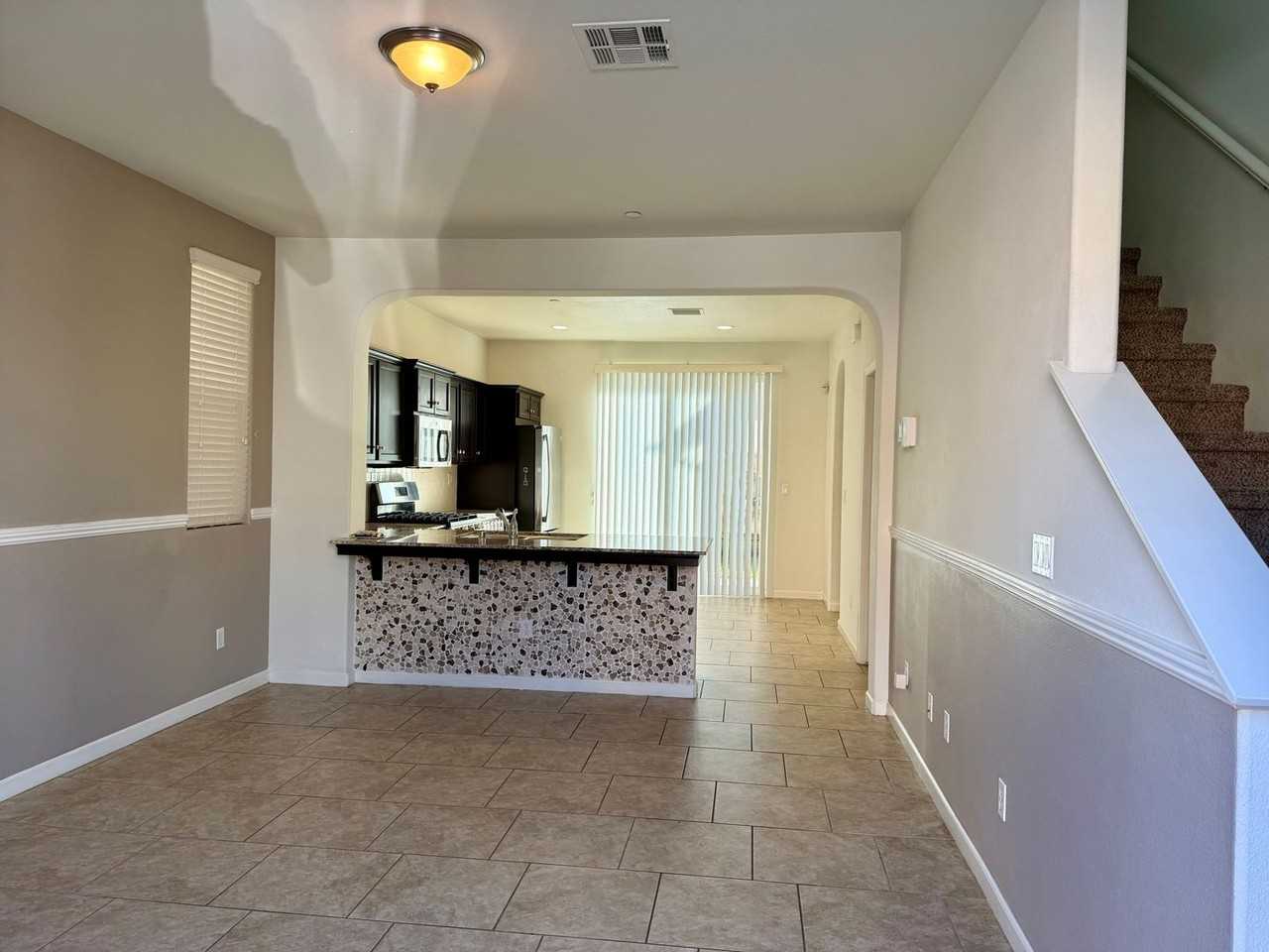 3762 Friendship Ln - Photo 3 of 16