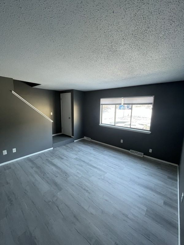 3211 Schuetzen Ln - Photo 3 of 10