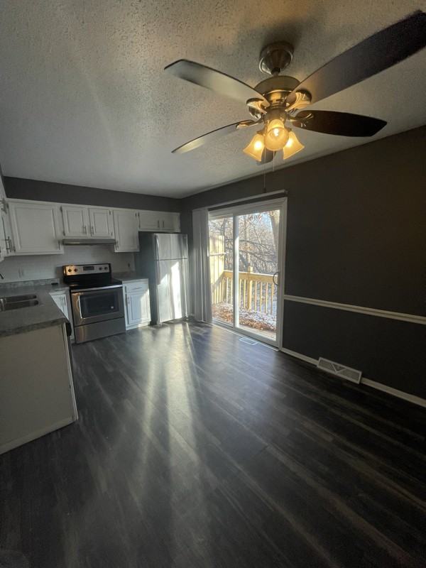 3211 Schuetzen Ln - Photo 5 of 10