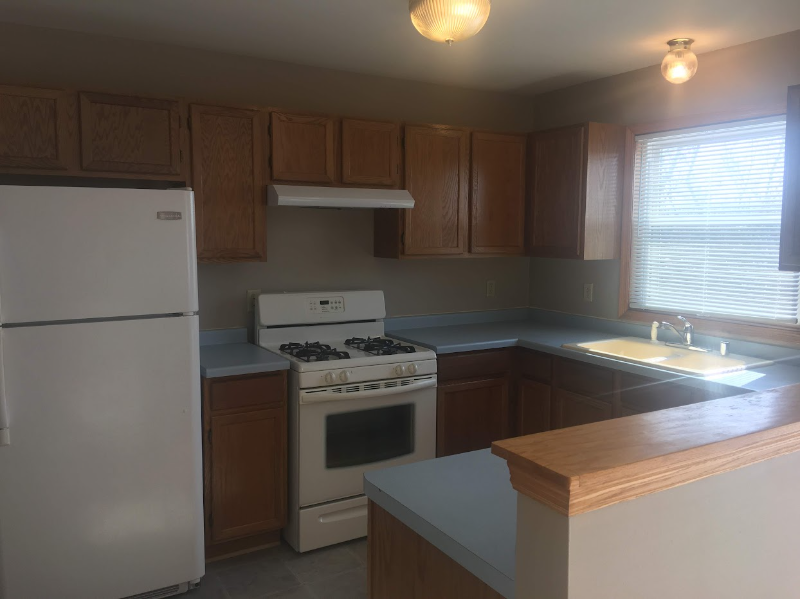 2042 Cliff Alex Ct S #3 - Photo 2 of 14