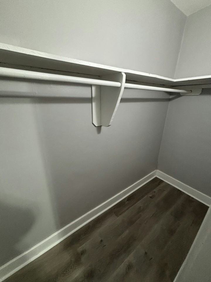 1705 Oakman Boulevard, Unit 7 - Photo 2 of 8