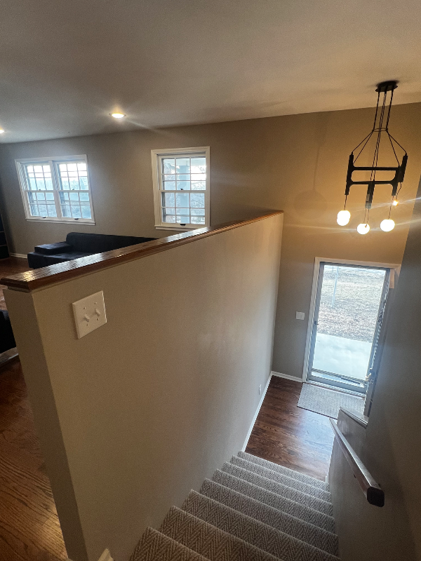 1054 Wellington Rd - Photo 3 of 22