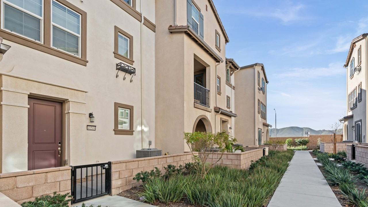 40509 Melrose Dr - Photo 3 of 30