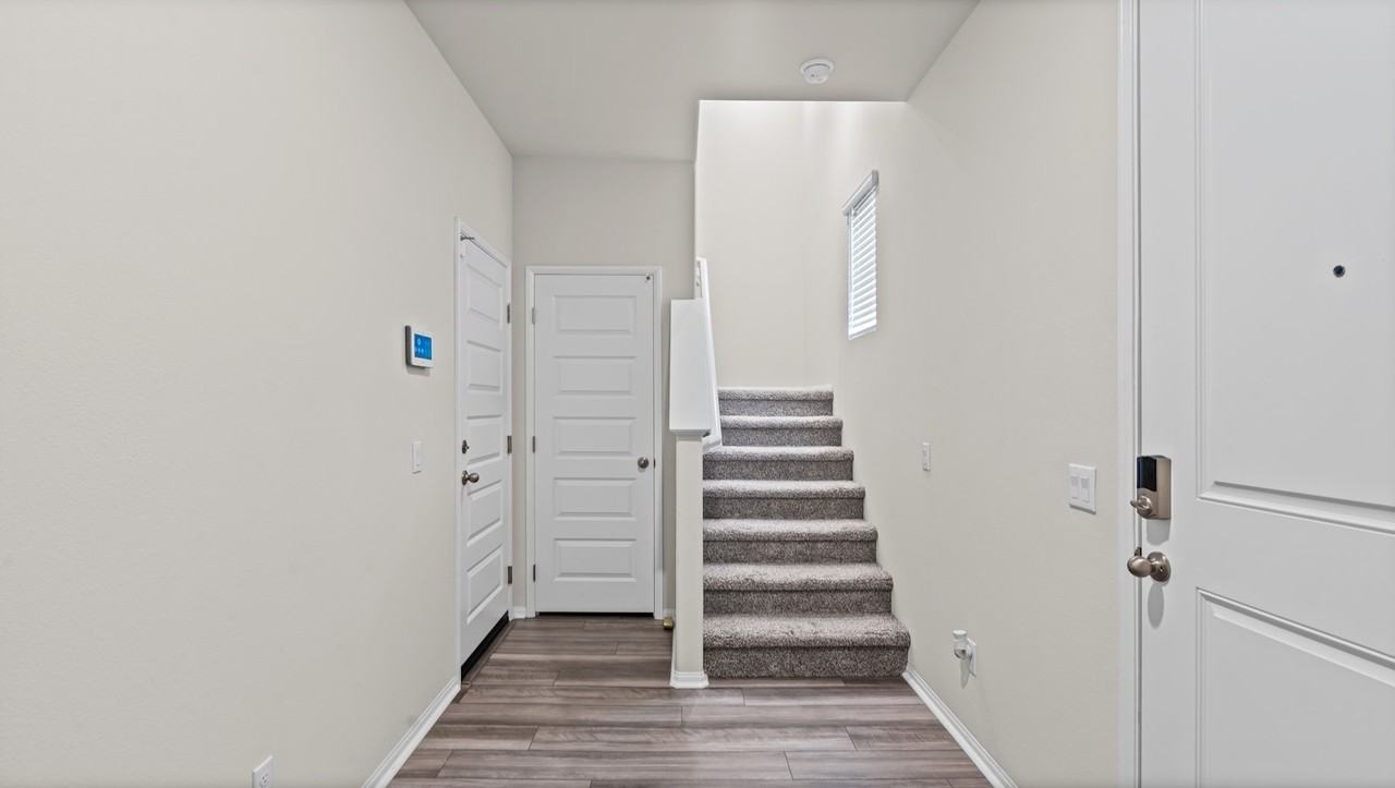 40509 Melrose Dr - Photo 5 of 30