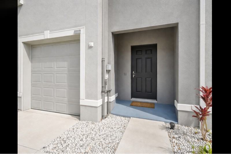 9271 Rock Harbour Way - Photo 2 of 20