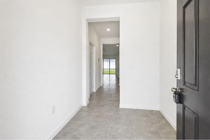 9271 Rock Harbour Way - Photo 3 of 20