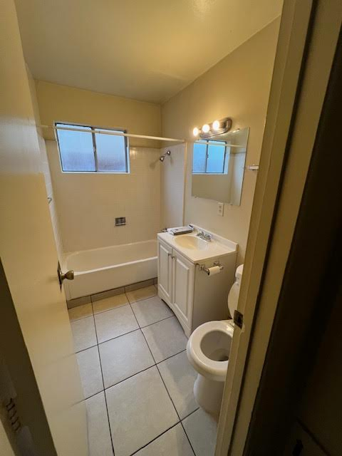 224 E Granger Ave #1 - Photo 3 of 4