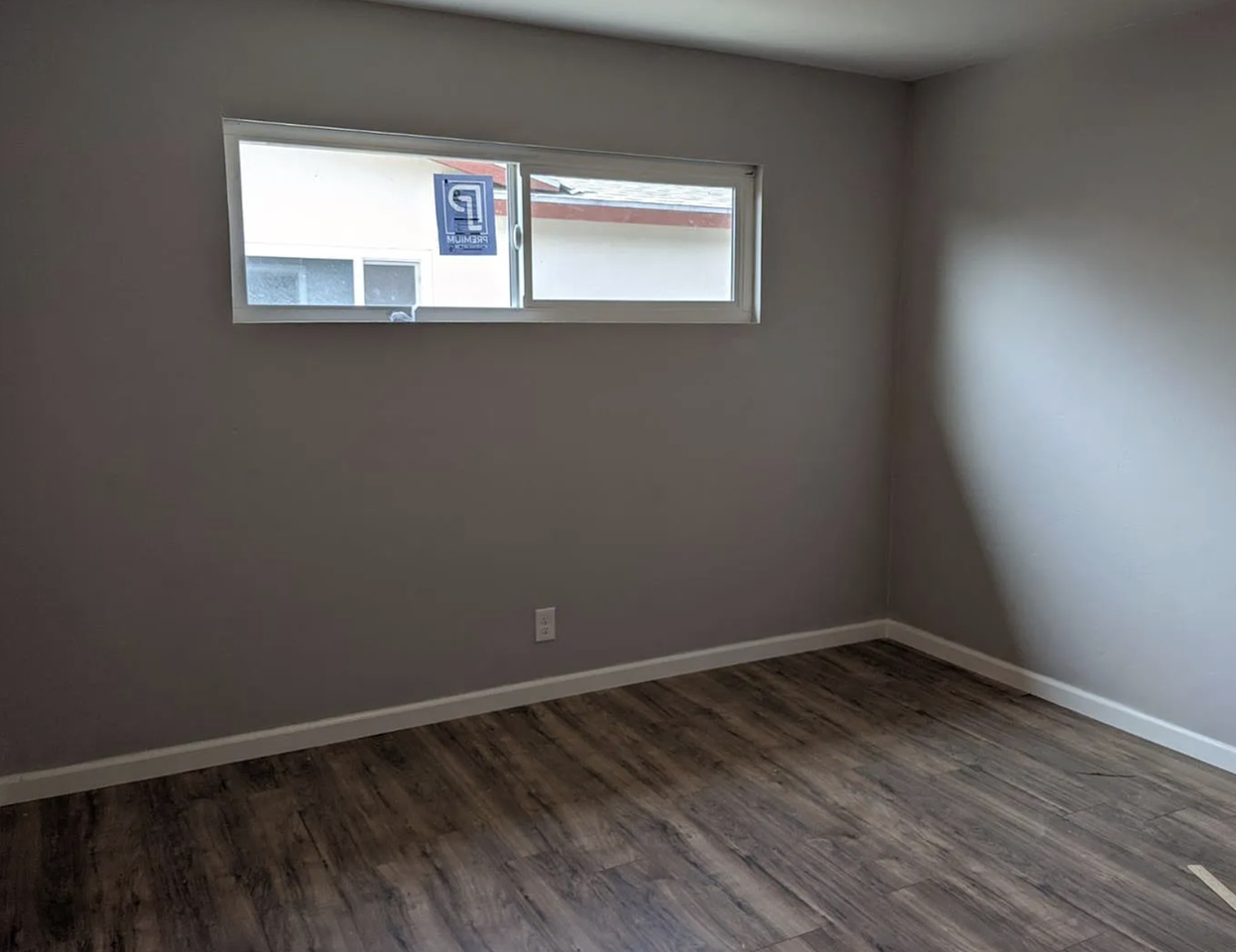 8325 Fillmore Ave - Photo 3 of 12