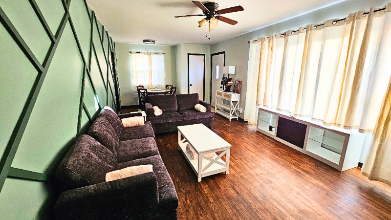 7433 15th Ave S - Photo 3 of 11