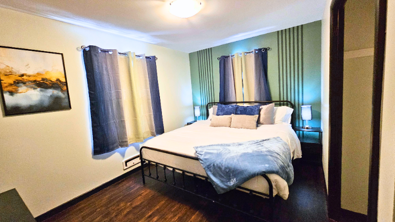 7433 15th Ave S - Photo 3 of 13