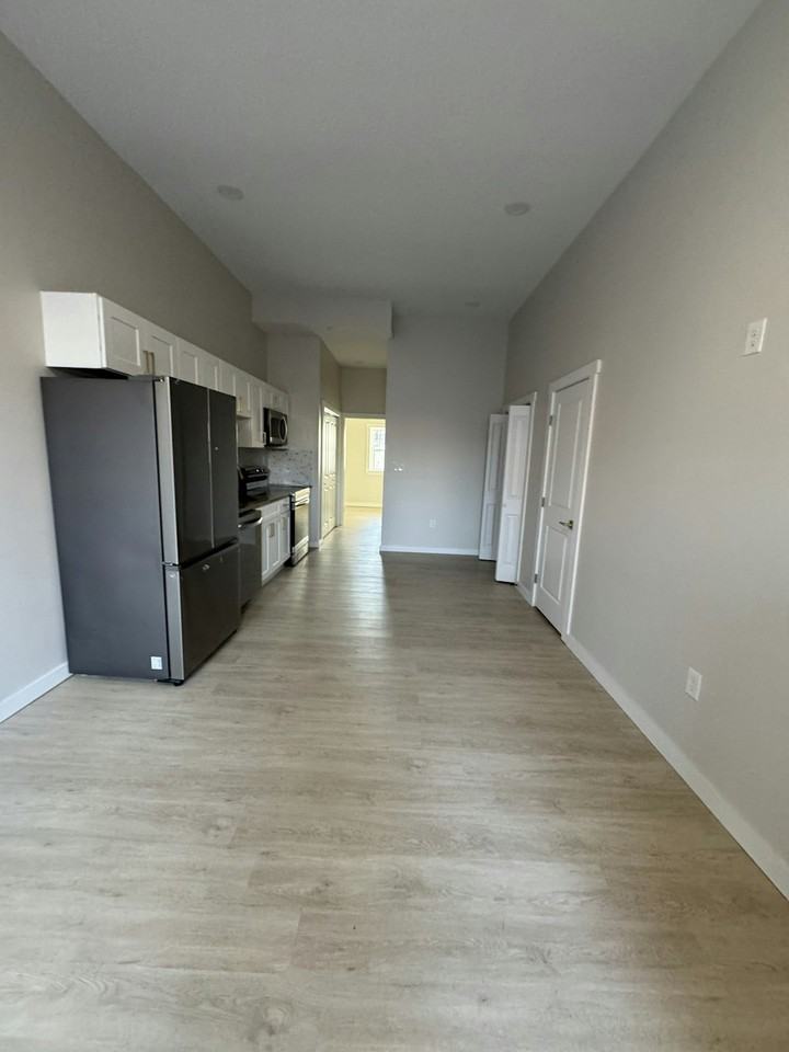 2416 North Charles Street, Unit 3 - Photo 4 of 14