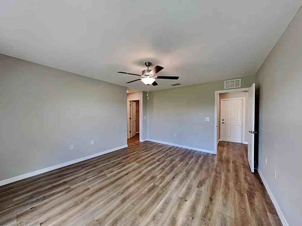 602 Lindsborg Trl - Photo 5 of 13