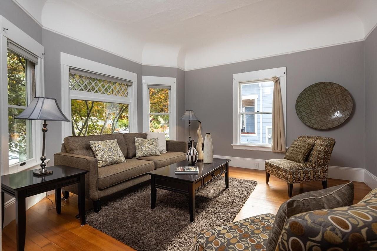 391 N 12th St - Photo 2 of 30