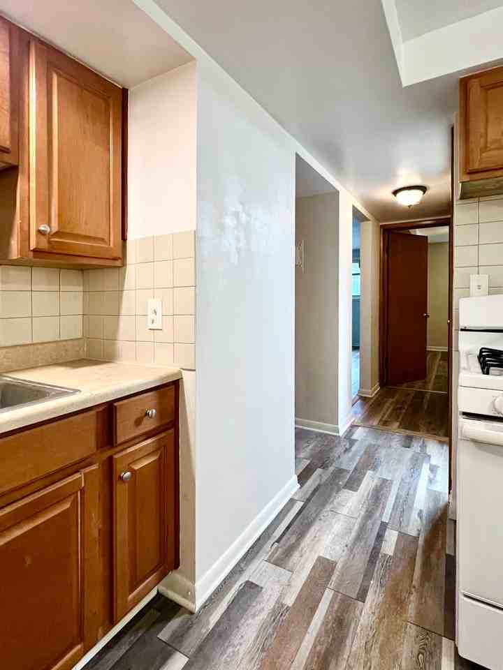 17105 Madison - Photo 4 of 14