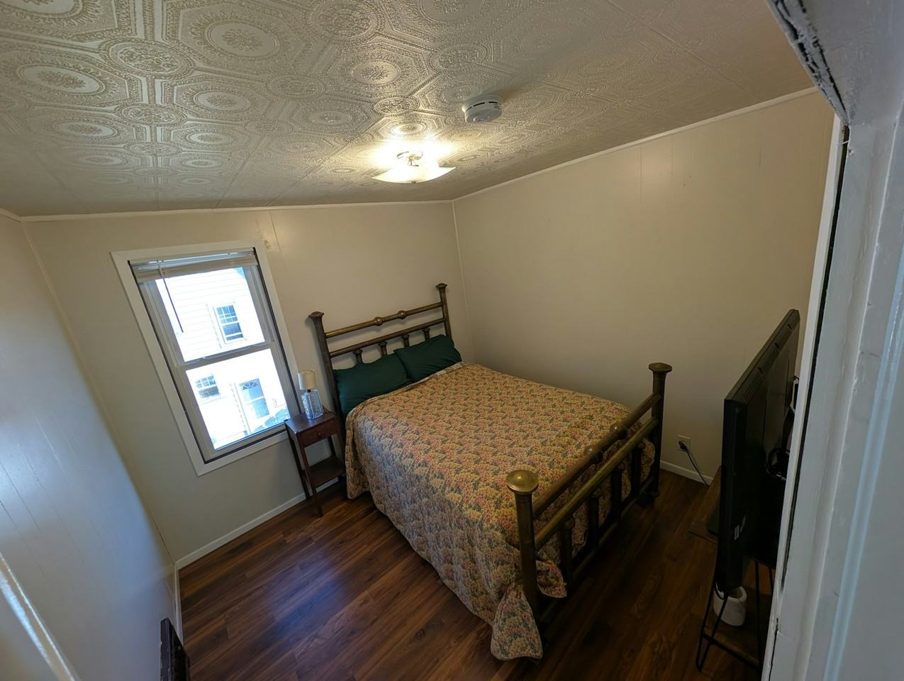 119 Gray Street, Unit Upper - Photo 4 of 12