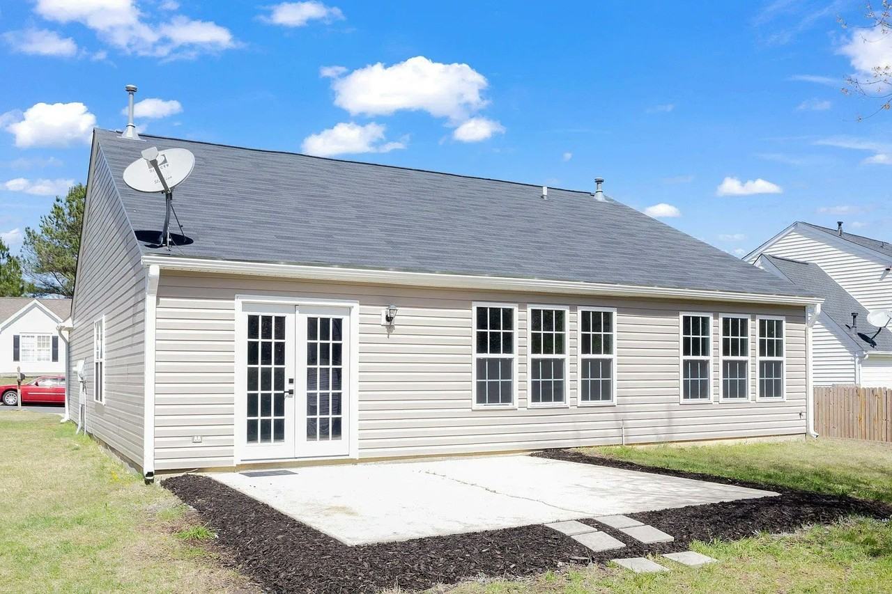 404 Quartz Dr - Photo 6 of 34