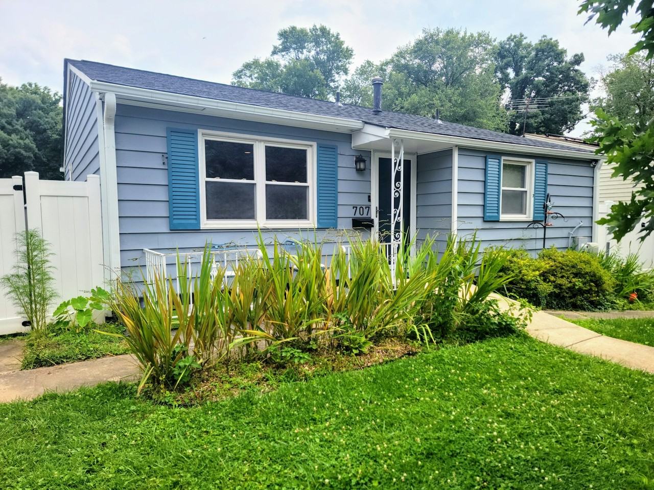 707 Douglass Avenue - Photo 2 of 23