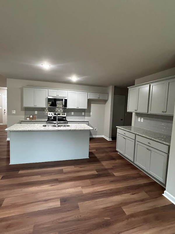 401 Grand Oaks Dr - Photo 5 of 17