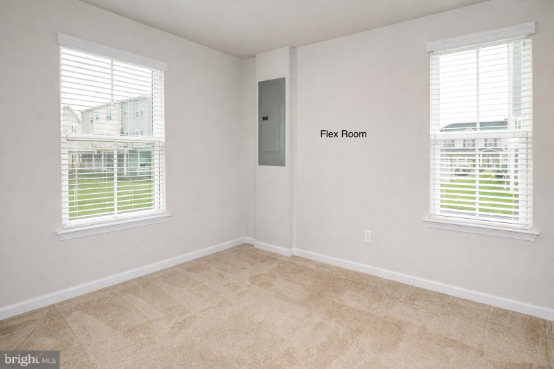 410 Blue Welsh St - Photo 6 of 32