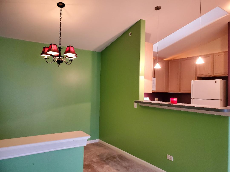 650 Mill Cir #305 - Photo 2 of 8