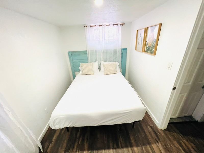 6110 Lee St #B - Photo 2 of 5