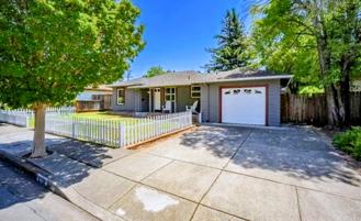 2732 Village Side Dr - Photo 1 of 1