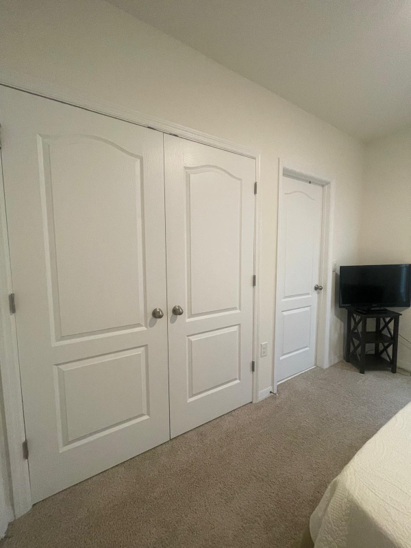 917 Brack St - Photo 2 of 5