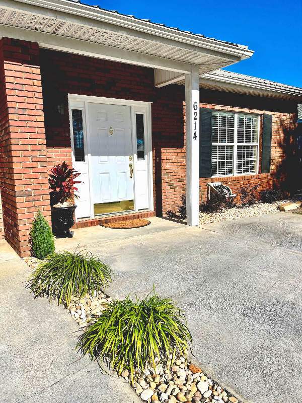 6214 E Azalea Ave - Photo 2 of 19