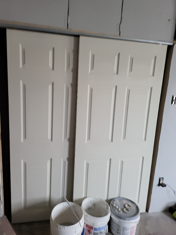 643 N Peach St - Photo 3 of 7