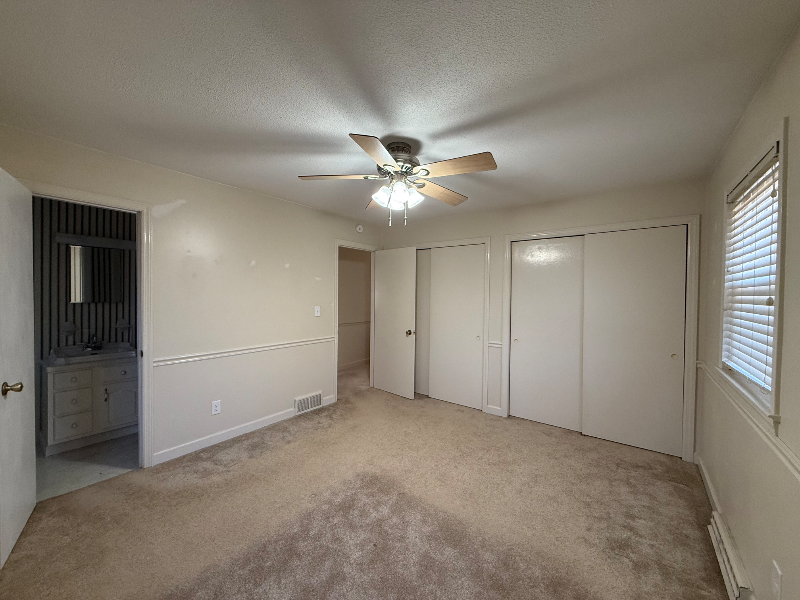 825 Reynolds Rd - Photo 6 of 15