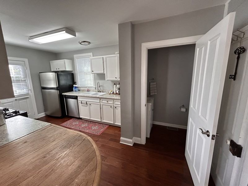 272 High St - Photo 5 of 11