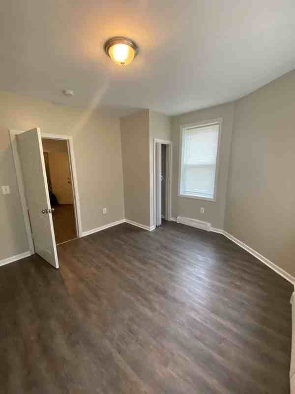 116 Ashley St #2ndFL - Photo 2 of 11