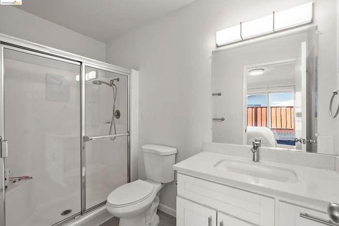 38 Asbury Ct - Photo 6 of 10