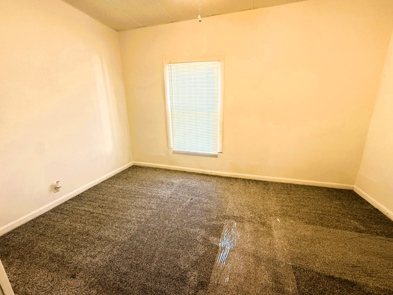 1739 S Water St - Photo 7 of 12