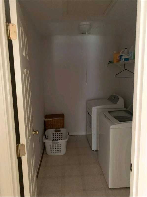 6386 Greenock Dr - Photo 4 of 17