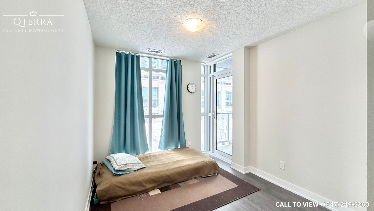 109-251 Manitoba St, Etobicoke, Ontario M8Y 0C7 - Photo 3 of 11