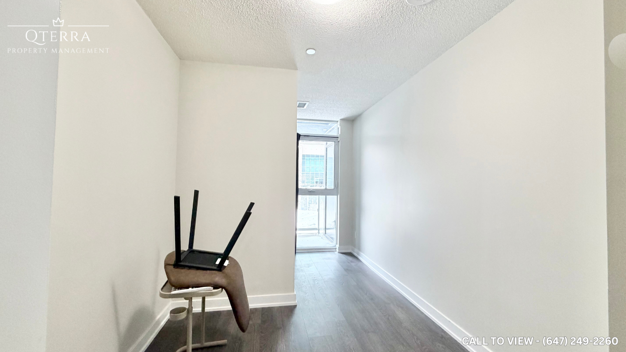 109-251 Manitoba St, Etobicoke, Ontario M8Y 0C7 - Photo 4 of 11