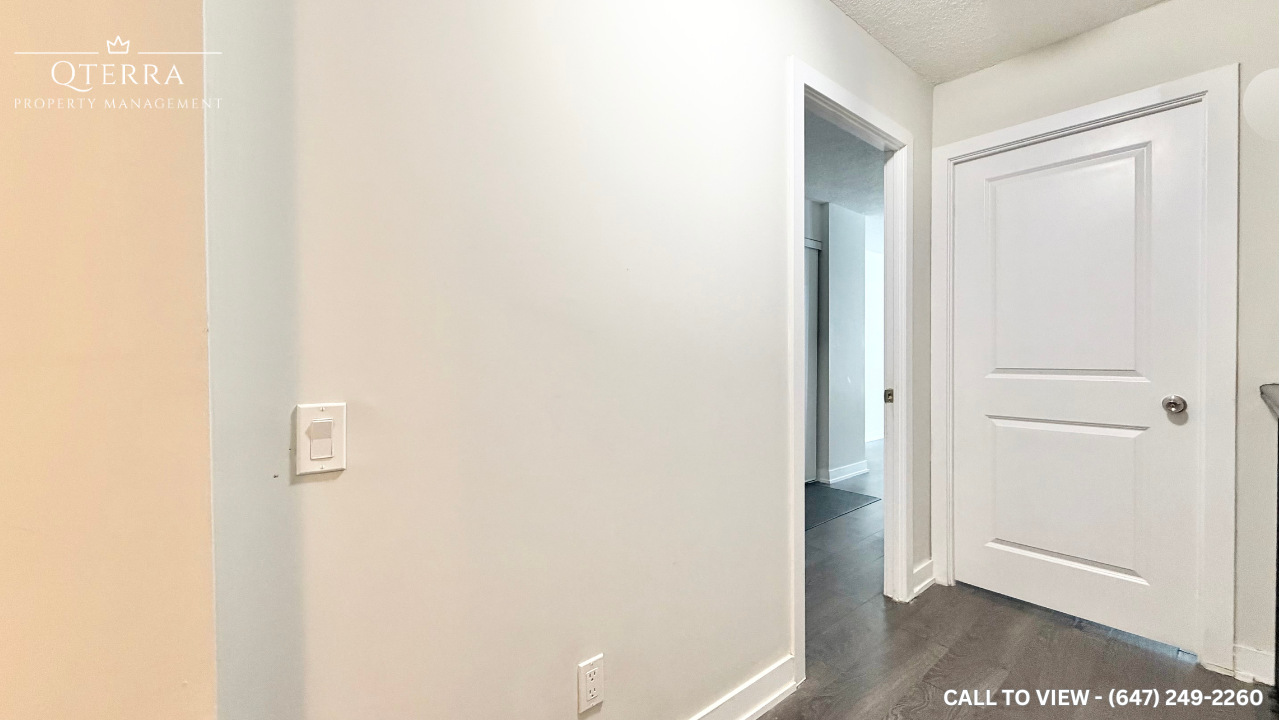 109-251 Manitoba St, Etobicoke, Ontario M8Y 0C7 - Photo 7 of 11