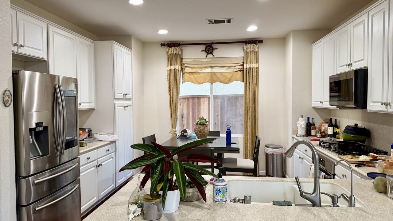 5153 Aspen Street - Photo 6 of 12