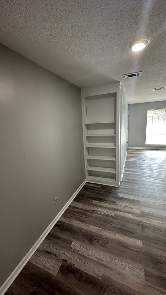 3117 S Poplar St #3SULTAN - Photo 2 of 5