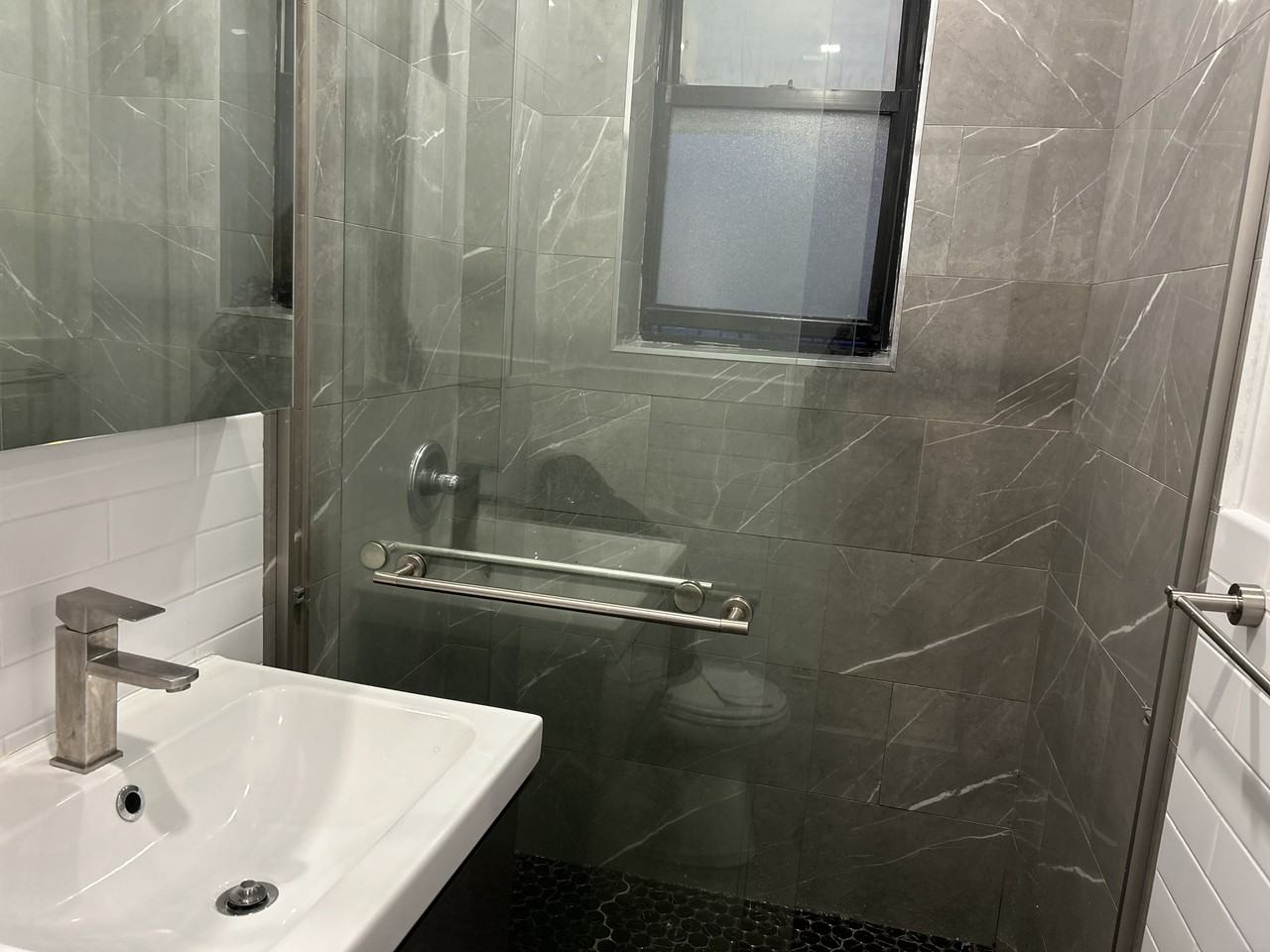 45 Tiemann Pl #3E - Photo 6 of 6