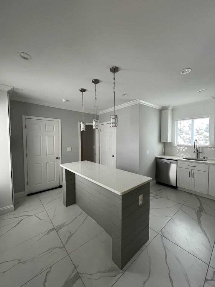 19 Cushing St #1 - Photo 3 of 16